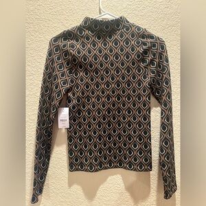 Fitted Long Sleeve Shirt